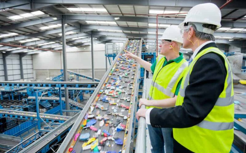 plastic-recycling-facility-1024x683